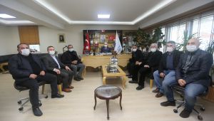 Başkan Aygün istişarelerini sürdürüyor