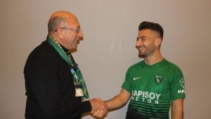 Burak Süleyman kiralık olarak Kocaelispor'a döndü