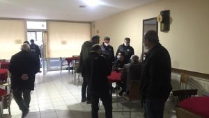 Dernekte kumar oynayanlar polise yakalandı