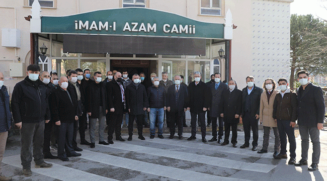Ellibeş'ten Kabe görüntüsünün ayak altına serilmesine sert tepki