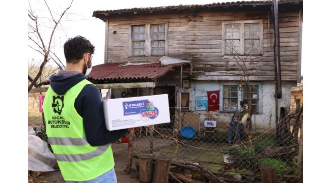 Gönüller kazanılıyor, evlere sıcak yemek gidiyor