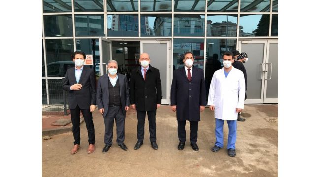 Güler ve Kadıoğlu'ndan aşı olan sağlıkçılara ziyaret