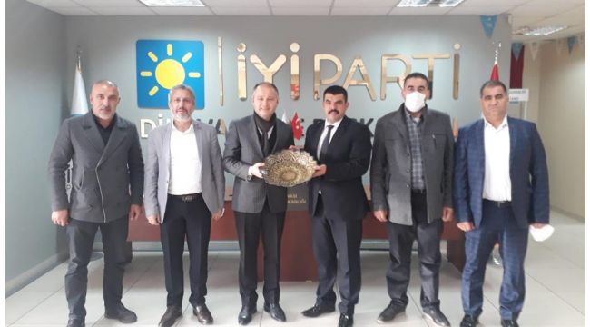 İYİ Parti Dilovası Ağrılıları misafir etti