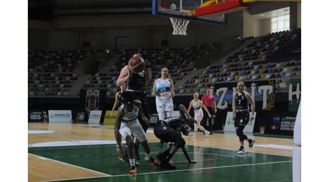 Kadınlar Basketbol Süper Ligi: İzmit Belediyespor: 74 - Beşiktaş: 68