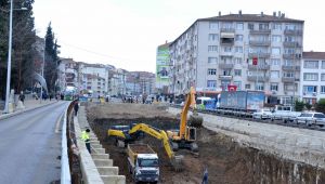 Karamürsel köprülü kavşağında çalışmalar sürüyor