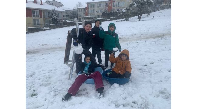 Kocaeli’de eğlenceli kar manzaraları