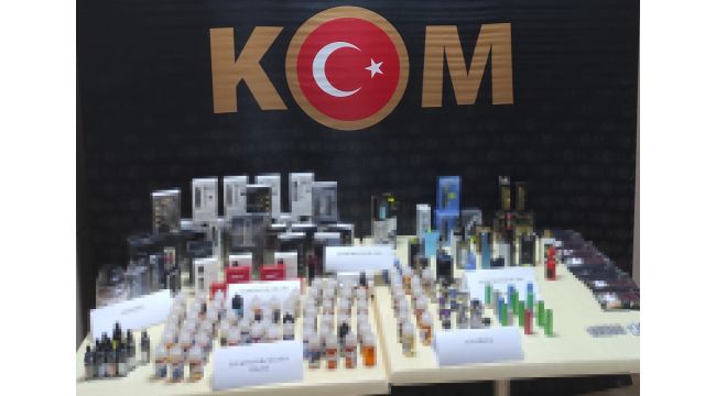 Kocaeli’de kaçak elektronik sigara operasyonu
