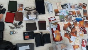 Kocaeli’de unutulan eşyalar sahiplerini bekliyor