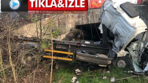 Kontrolden çıkan kamyon takla attı: 2 ölü