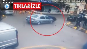 Otomobille çarpışan motosikletli ölümden döndü