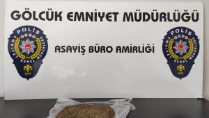 Sabıkalı şahıs polisten kovalamacasında uyuşturucuyla yakalandı