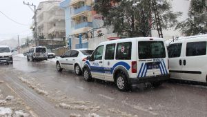 Silahını temizlerken yanlışlıkla kendini vurdu