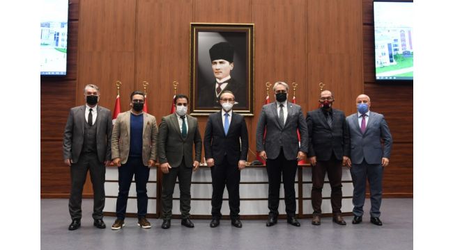 Spor camiasından Vali Yavuz’a ziyaret