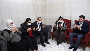 Yavuz çifti Başiskele’de gönül kapılarını araladı