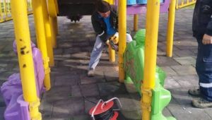 Gebze ve Darıca'da oyun gruplarının onarımı yapıldı