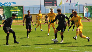 Gençler Ceyhan'a boyun eğdi!