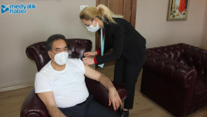 Kaymakam Güler aşı oldu!