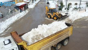 Kesintisiz ulaşım için kar birikintileri temizleniyor