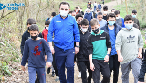 Özlü Başkan’ın gençlik yürüyüşü!