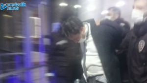 Polisten kaçıp aracı ile belediyeye daldı!