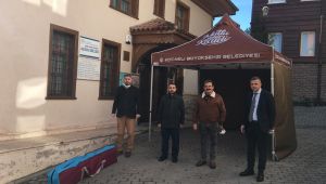 Tarihi Akçakoca Camii’ne portatif çadır