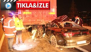 Tıra saplanan otomobil kağıt gibi yırtıldı