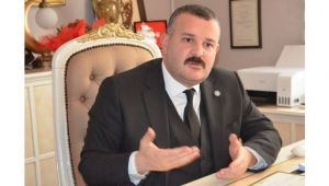 Uluköylü'den AK Parti'ye sosyal mesafe tepkisi