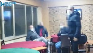 Virüsü yok saydılar kumar oynarken suçüstü yakalandılar