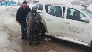 Yolda kalan hastaları sıcak yuvalarına ulaştırdılar