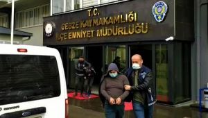 Arabalardan altın çalan hırsızlar yakalandı