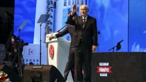 Devlet Bahçeli yeniden genel başkan