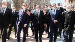 Bakan Varank, Kapanönü ve Yürüyüş Yolu’nda