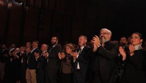 Başkan Büyükakın'dan tiyaro mesajı!