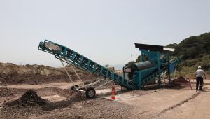 Budanan dallar gübre olarak doğaya dönüyor