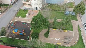 Çayırova’da iki park daha yenilendi