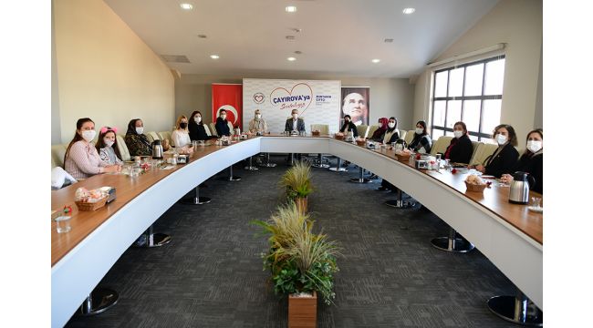 Çiftçi, kadın meclis üyelerini ağırladı
