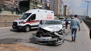 D-100’deki kazayı izlerken kaza yaptılar: 4 yaralı