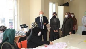 Darıca’da KİGEM ile 7’den 70’e herkes eğitim görüyor