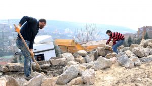 Dilovası’nın mezarlıkları elden geçiriliyor