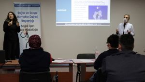 Engelli personele işaret diliyle Covid-19 eğitimi