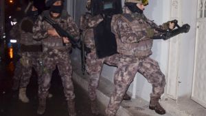 FETÖ'nün TSK yapılanmasına operasyon: 9 gözaltı