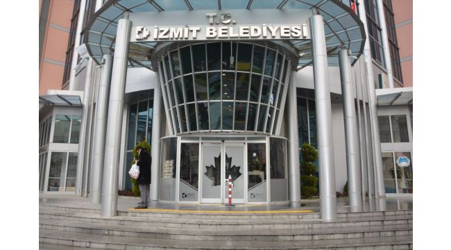 Kampüs İzmit'te online dersler başlayacak