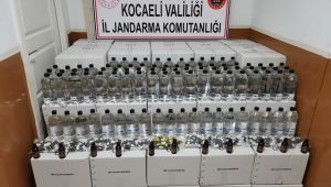 Kocaeli’de yüzlerce litre etil alkol ele geçirildi