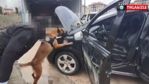 Otomobildeki uyuşturucu zulası patladı