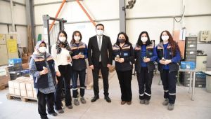 Özlü, ilçedeki emekçi kadınlarla bir araya geldi