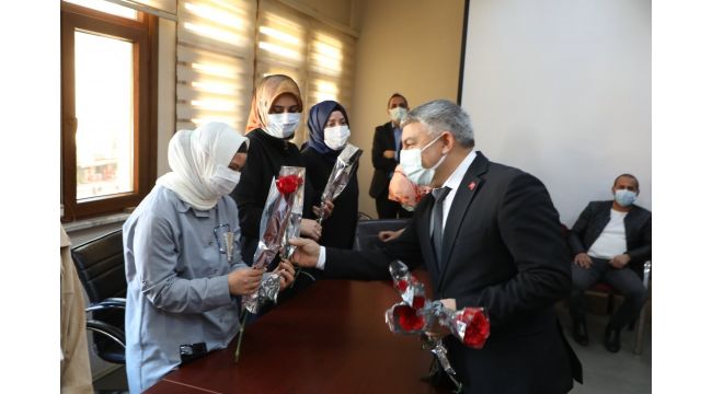 Şayir'den Kadınlara 8 Mart ikramiyesi!