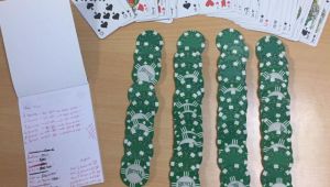 Sokak kısıtlamasında kumar oynarken yakalandılar!