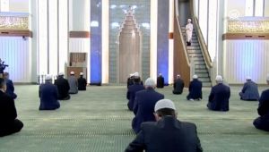 Teravih Namazına yeşil ışık!