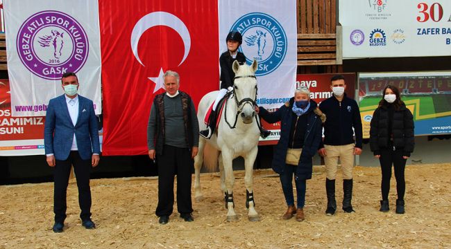 Yüzde 99 Engelli Canan azmiyle imkansızı başarıyor!