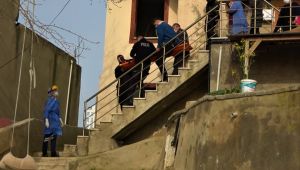 14 yaşındaki çocuk merdivenlerden düşerek yaralandı